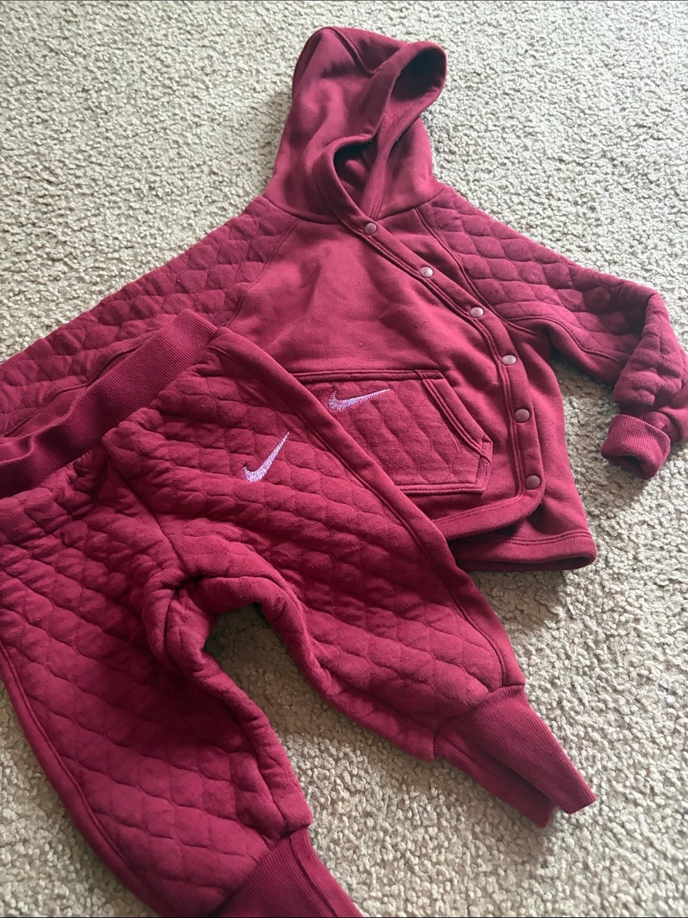 B8 2t Nike Quilted Hoodie & Joggers Set - Burgundy Red